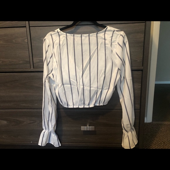 Fashion Nova Maybe Down The Line Crop Top - Picture 2 of 4